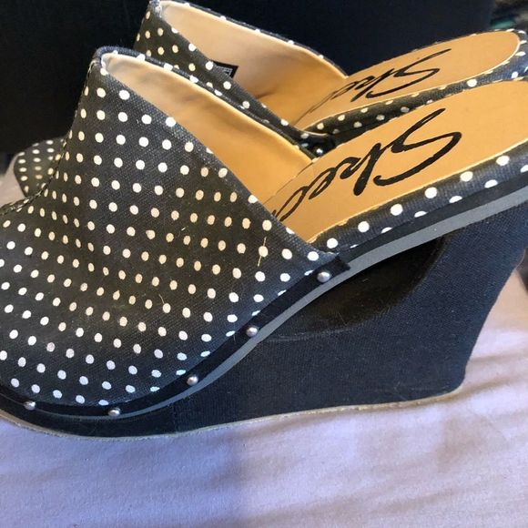 Sketchers open toe sliders - Picture 4 of 8